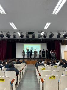 이미지 없음