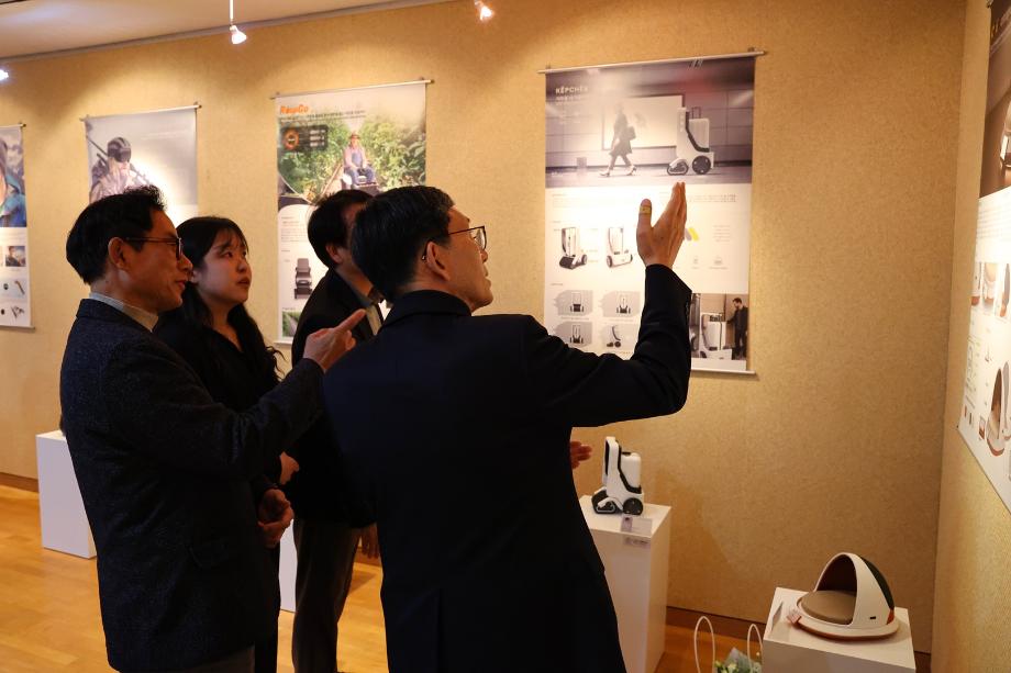 산업융합디자인학과, 졸업전시회 &#39;허윤(許贇)&#39; 오픈식 개최 7